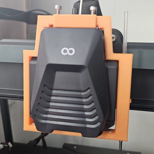 The finished adapter mounted on the printer's extruder